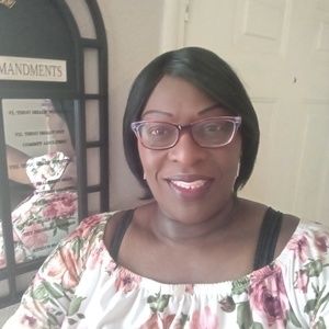 Meet your Posher, Polly